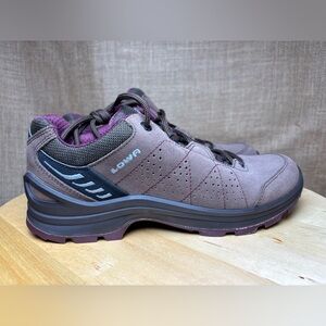 🤎💜Lowa Women's Tiago LO WS Hiking  Purple inside  and Brown  size 7.5 🥾